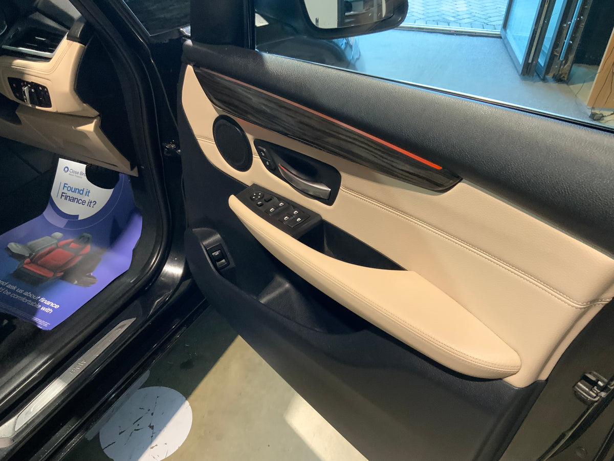 BMW 2 active tourer 220d X drive luxury AUTO