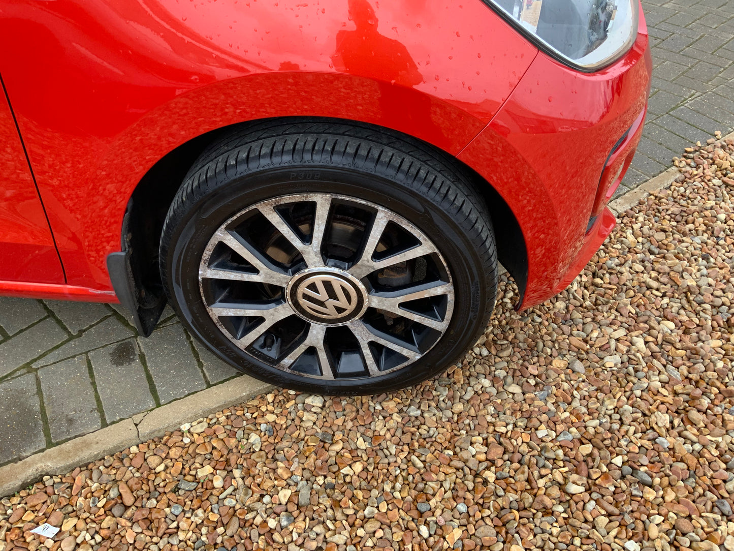 Volkswagen Grove Up