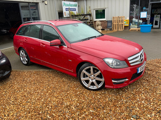 Mercedes C200 diesel estate car
