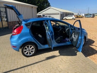 Ford fiesta 1.2L zetec 5 door