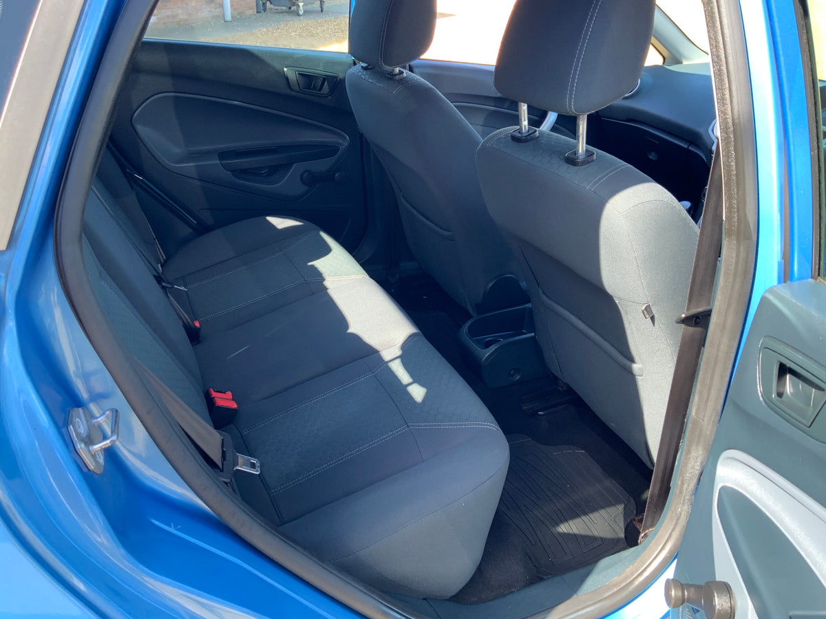 Ford fiesta 1.2L zetec 5 door