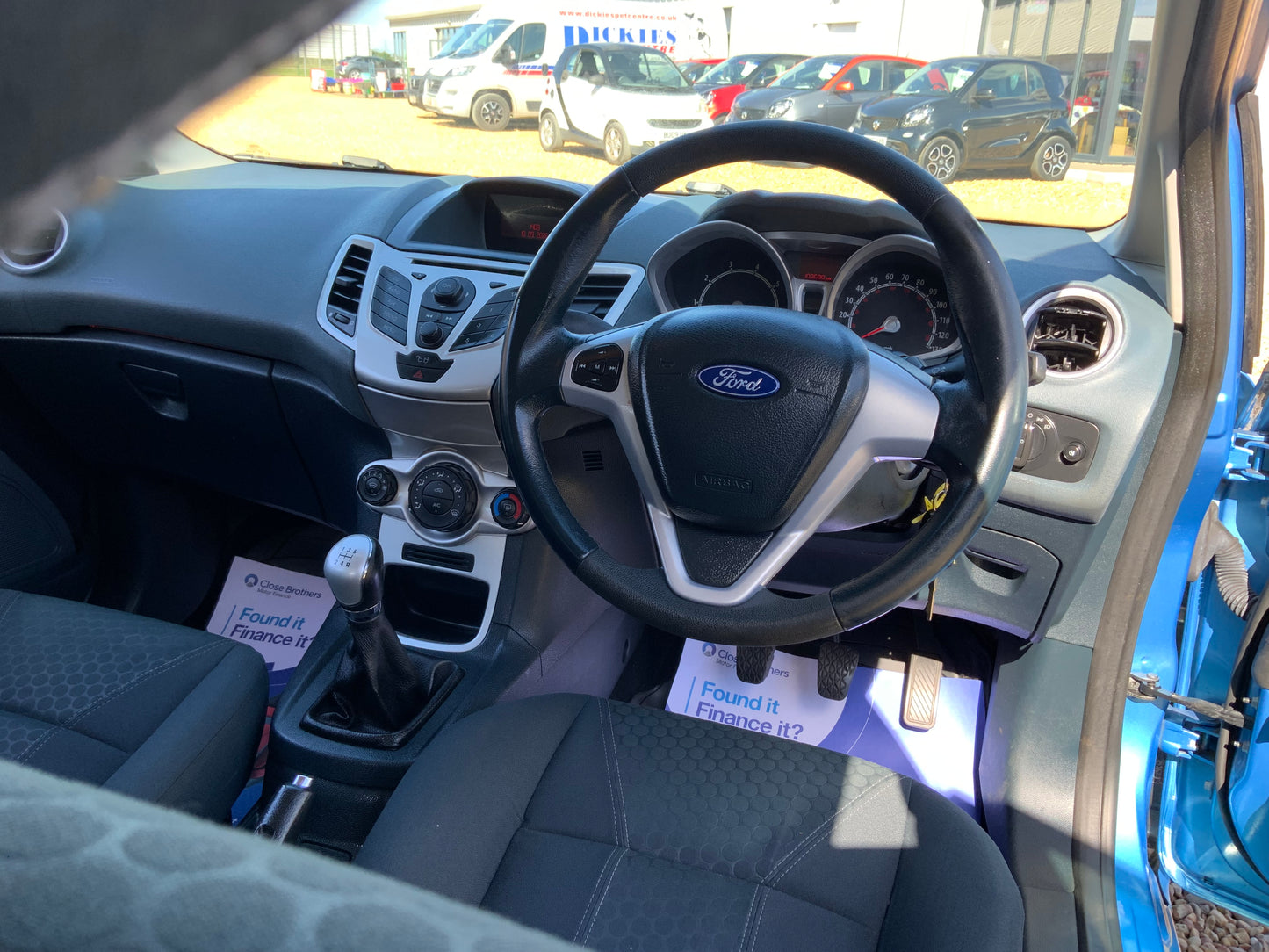 Ford fiesta 1.2L zetec 5 door