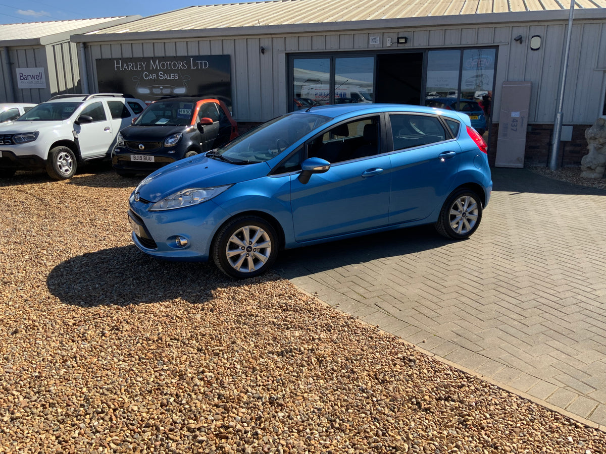 Ford fiesta 1.2L zetec 5 door