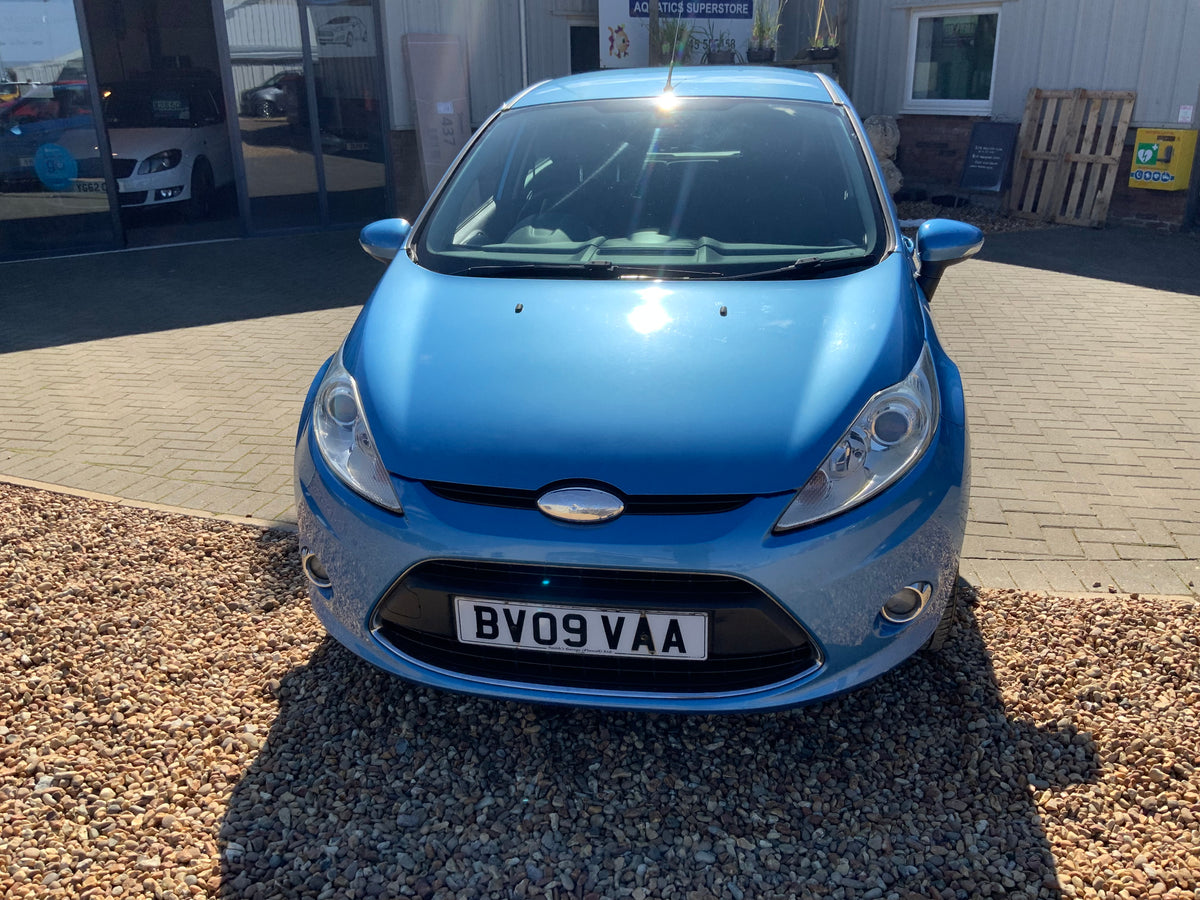Ford fiesta 1.2L zetec 5 door