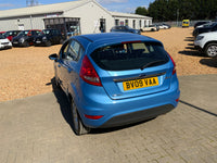 Ford fiesta 1.2L zetec 5 door
