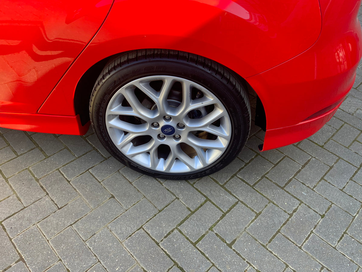 Ford focus 1L ST line