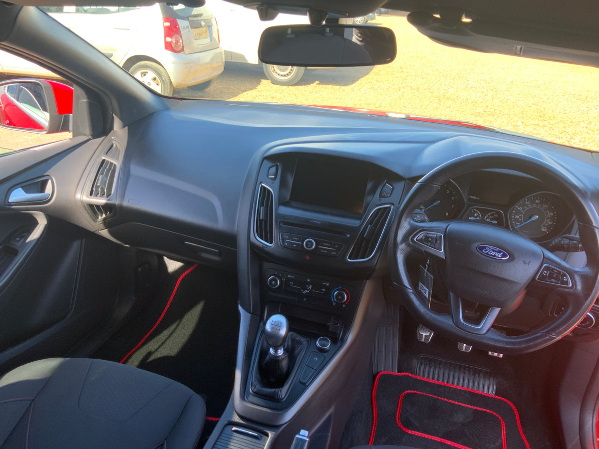 Ford focus 1L ST line