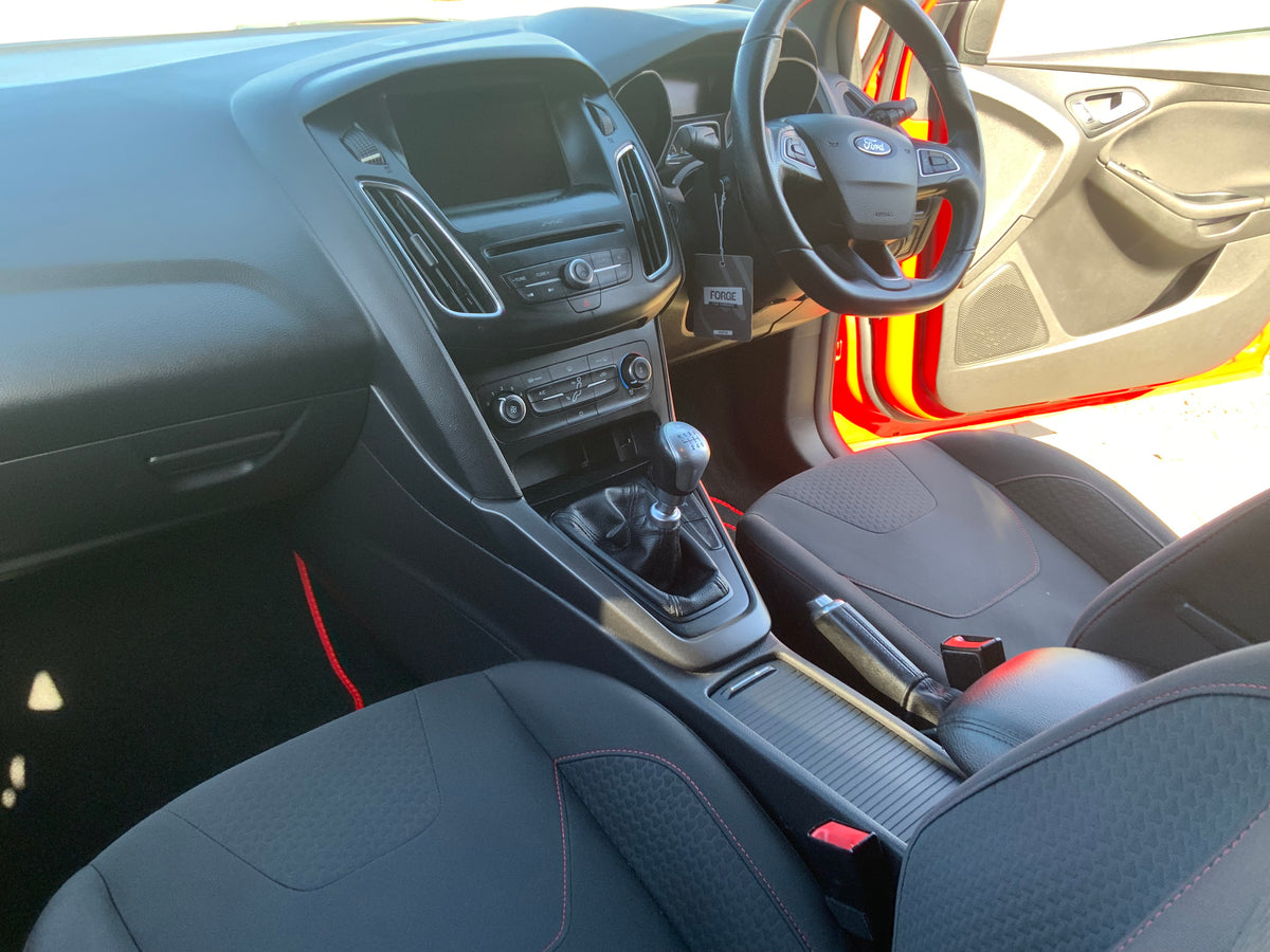 Ford focus 1L ST line
