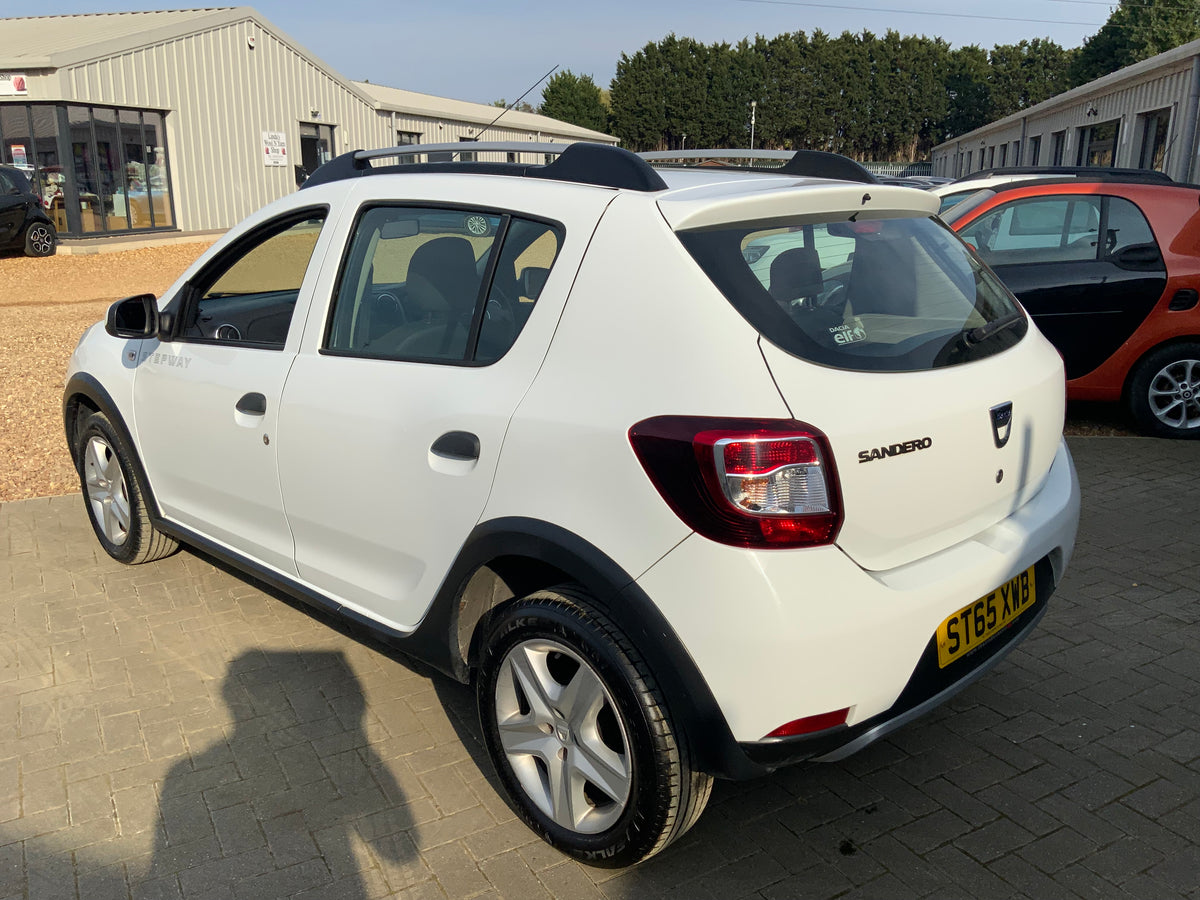 Dacia Sandero stepway 0.9L tce petrol 2015