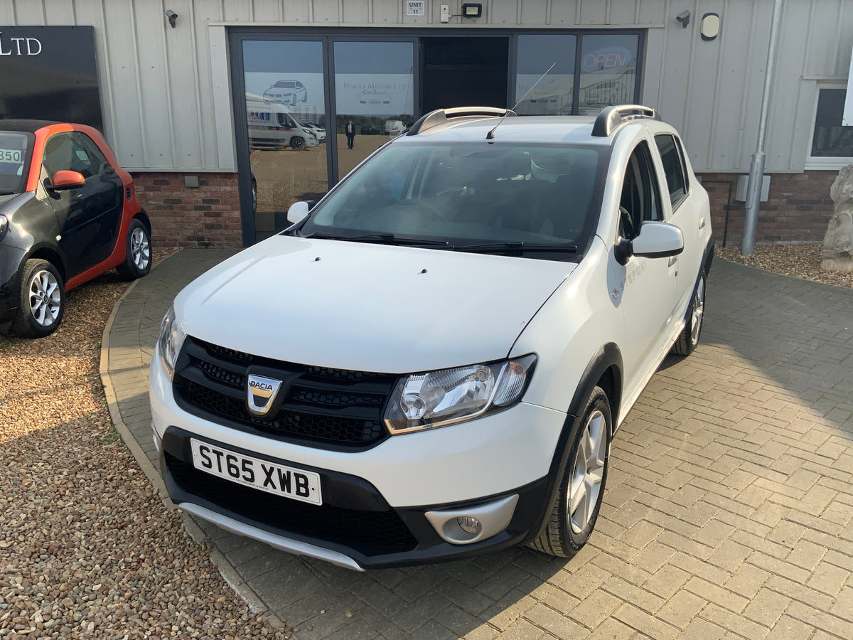 Dacia Sandero stepway 0.9L tce petrol 2015