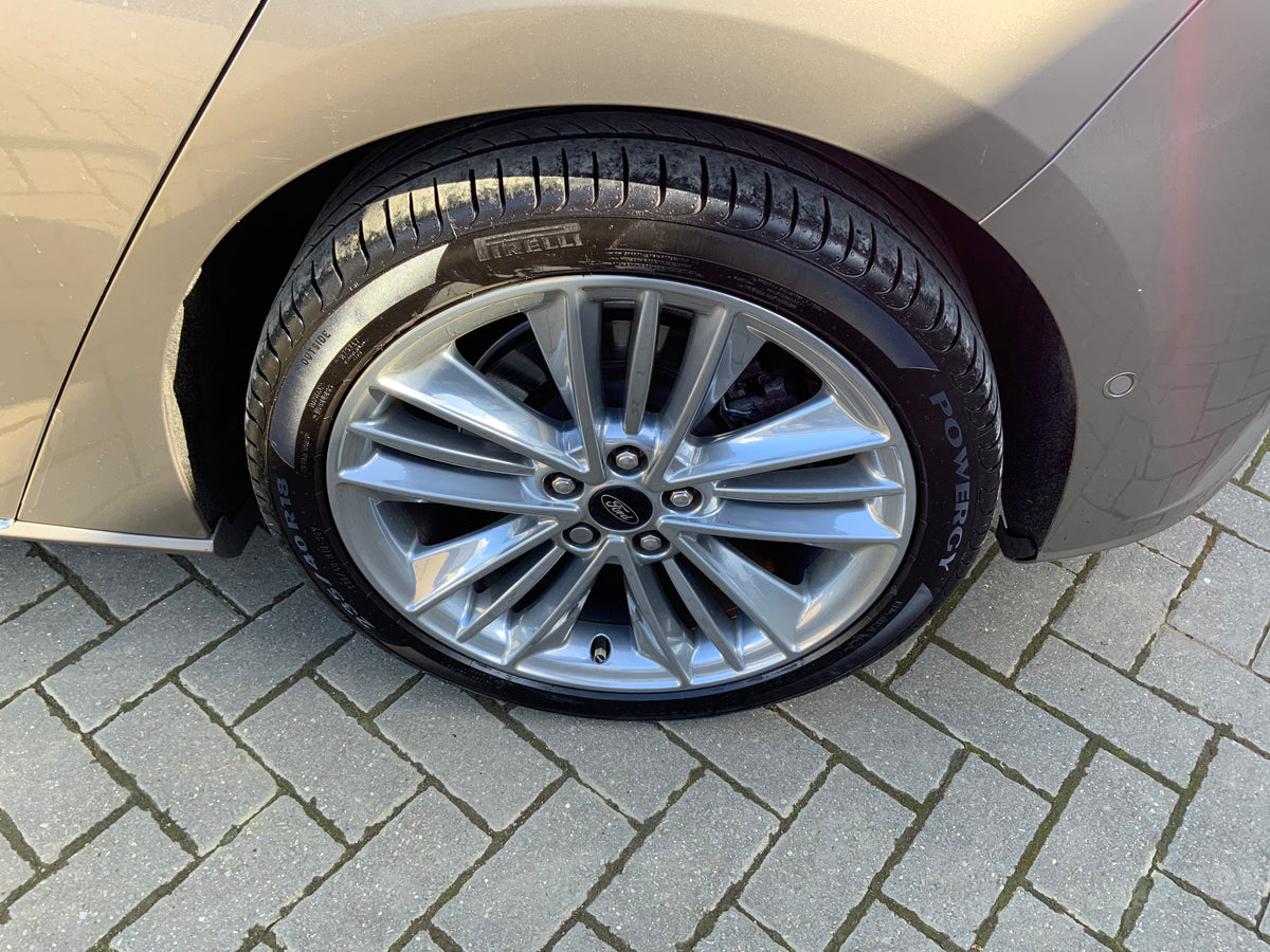 Ford focus Vignale 1.5L E/B Auto
