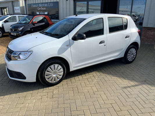 Dacia Sandero sce essential