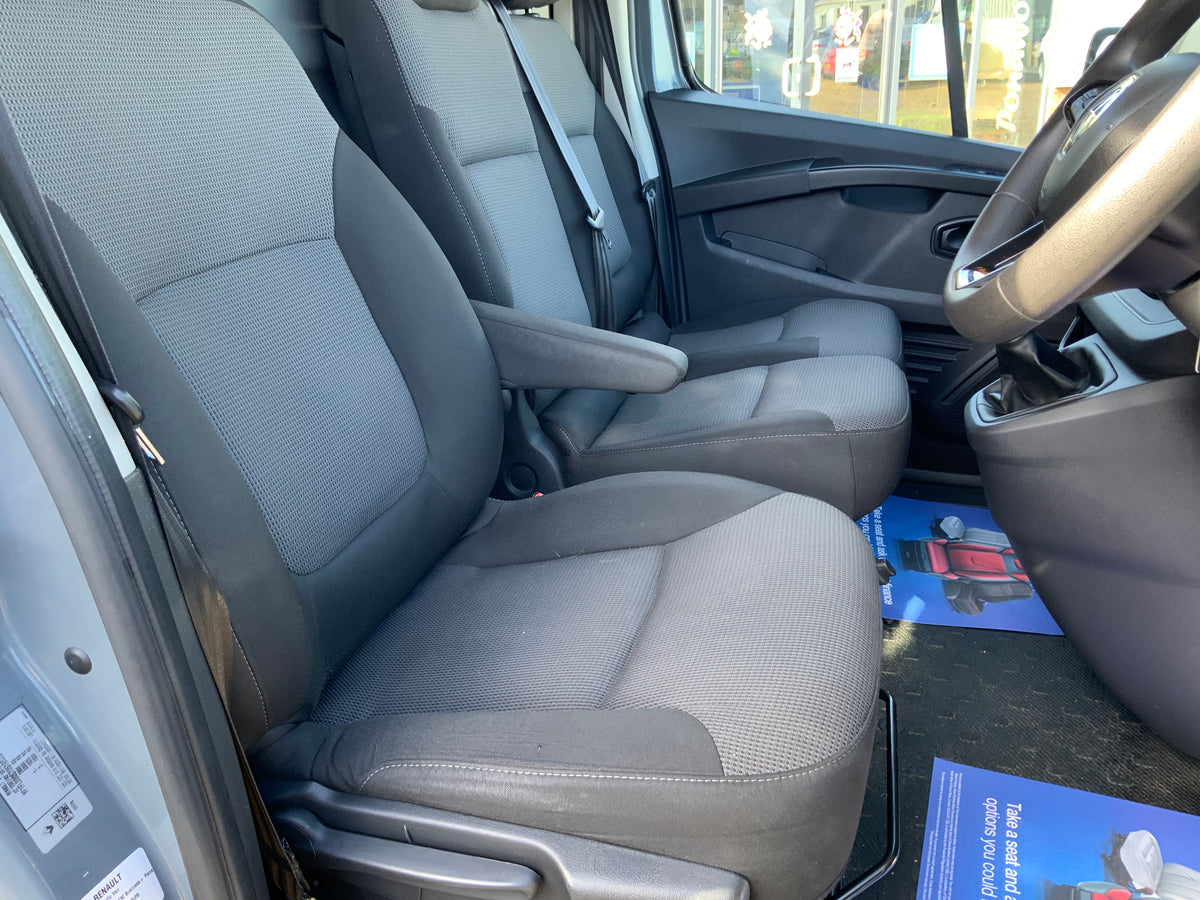 Renault Trafic business +