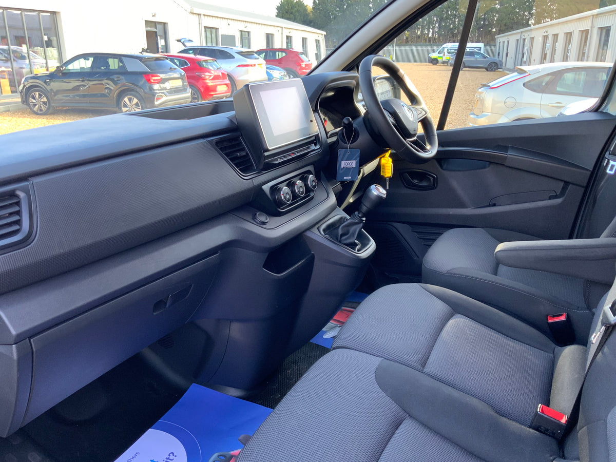 Renault Trafic business +