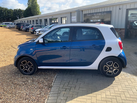 Smart car forfour 1L prime premium night sky