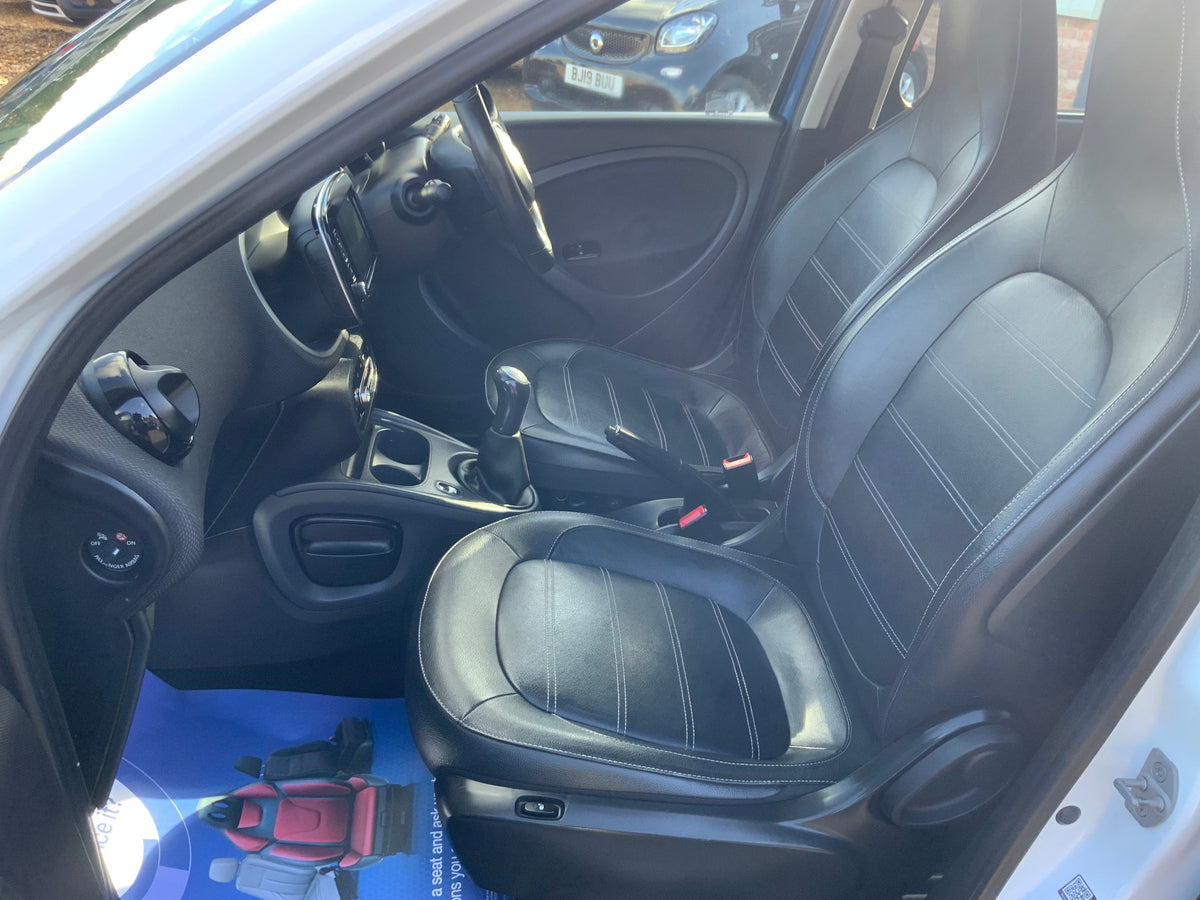Smart car forfour 1L prime premium night sky
