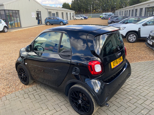 Smart car fortwo auto black edition