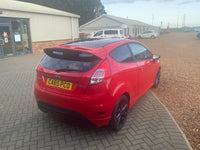 Ford Fiesta 1L zetec S red edition