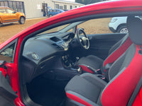 Ford Fiesta 1L zetec S red edition